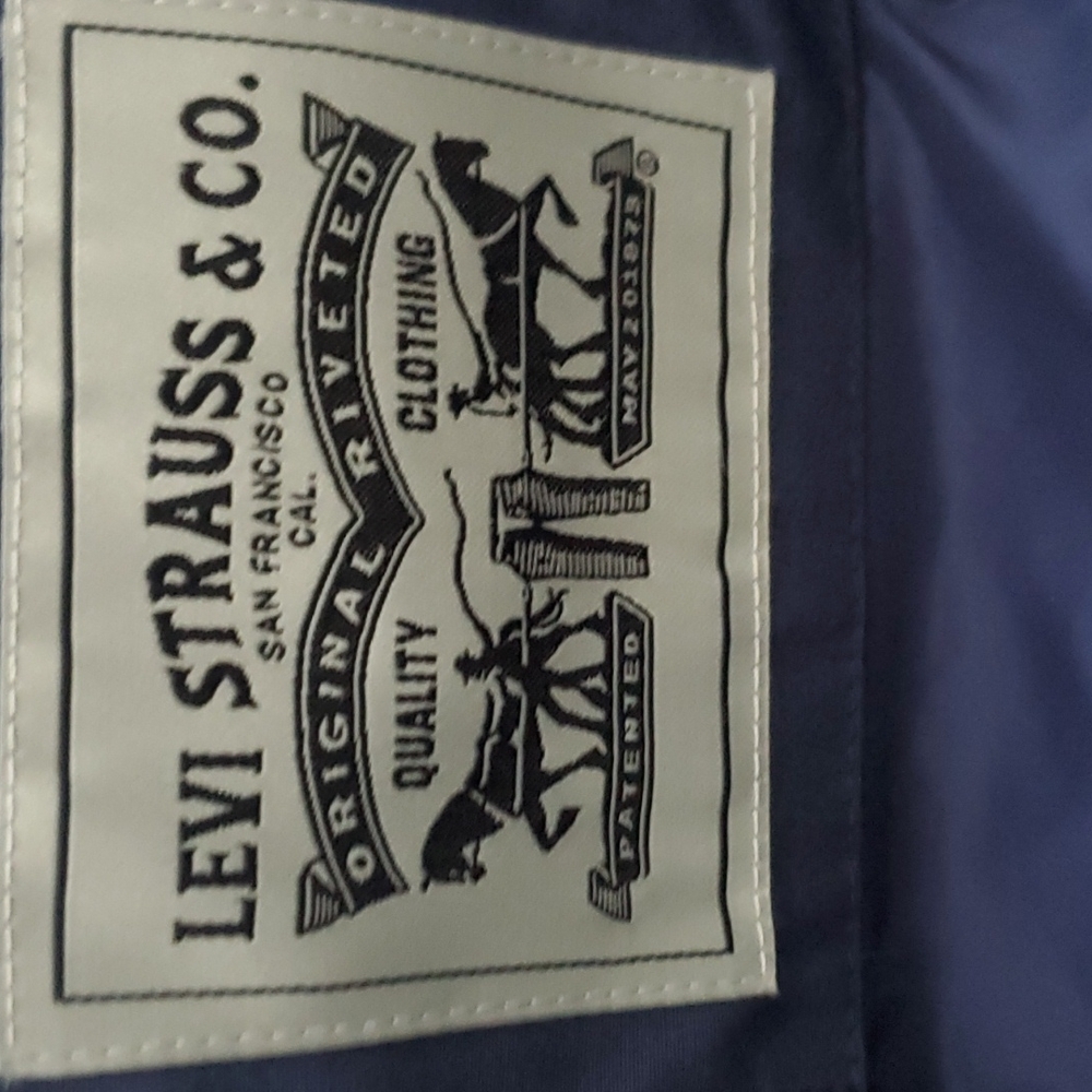 Levi's coat - Picture 11 of 12